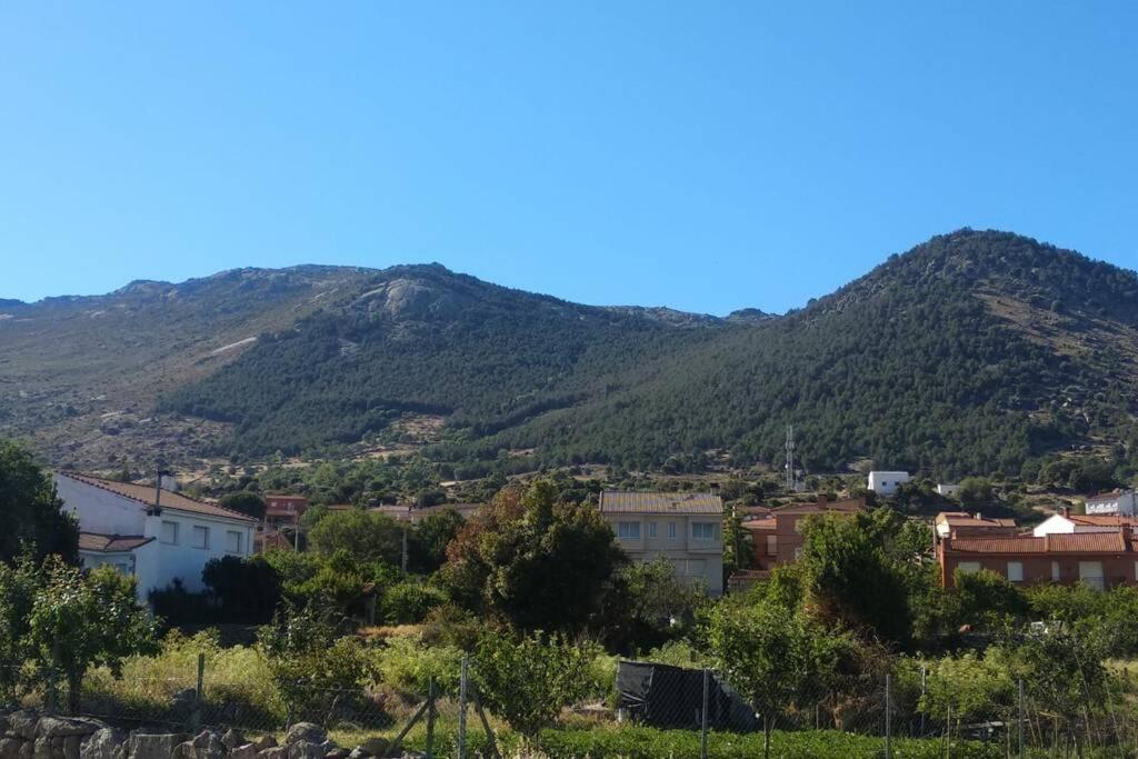 Casa de pueblo cerca de Gredos y Navaluenga Villa Navalmoral Exterior foto